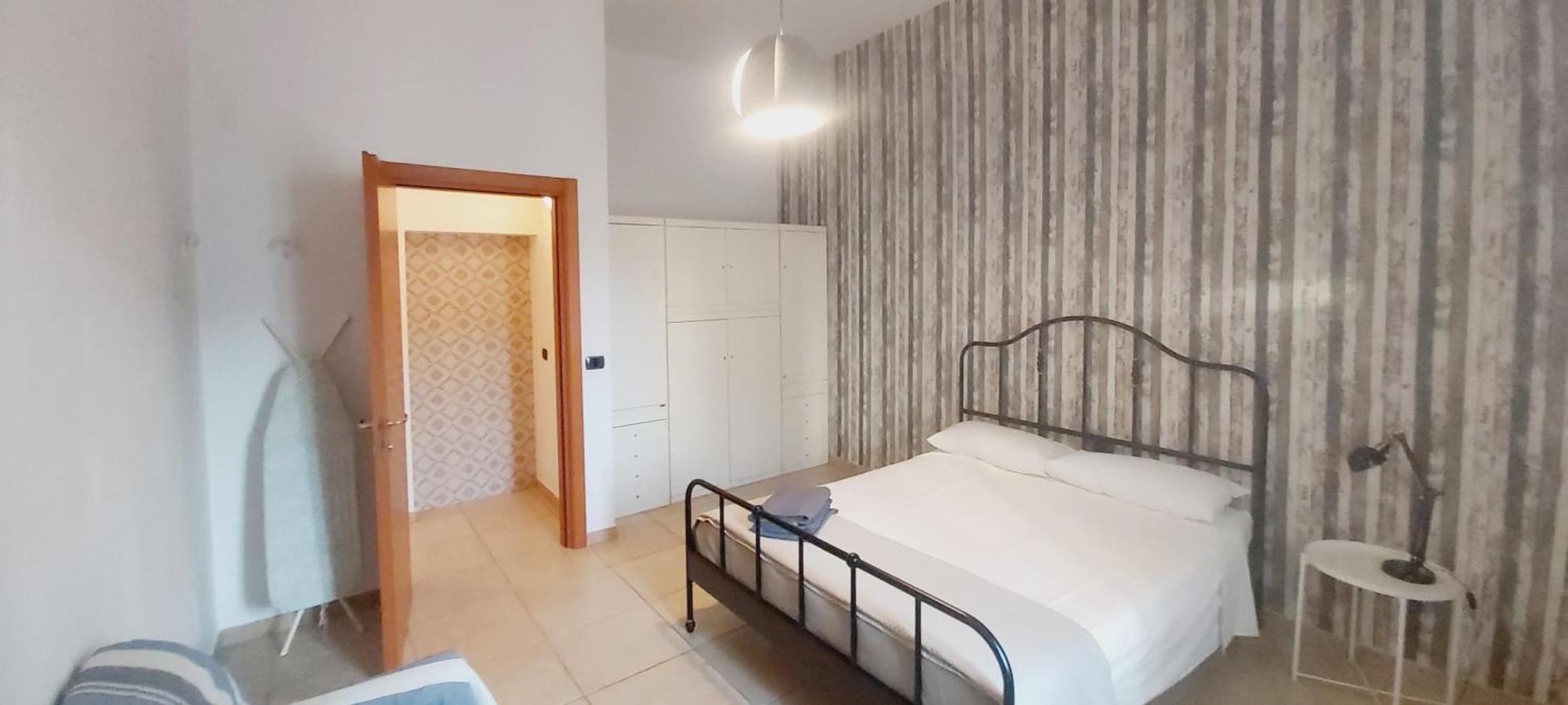 Mamo1 - Appartamento In Pieno Centro Citta Бари Экстерьер фото